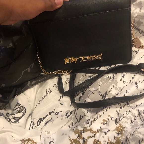 Betsy Johnson - Picture 2 of 5